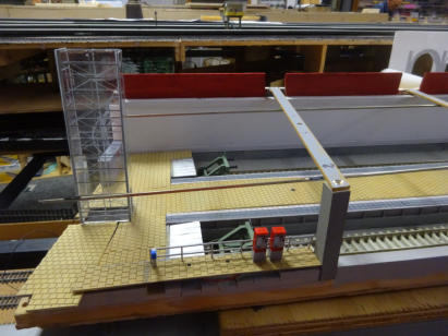 Zugang zu den S-Bahn-Gleisen – auch per Fahrstuhl